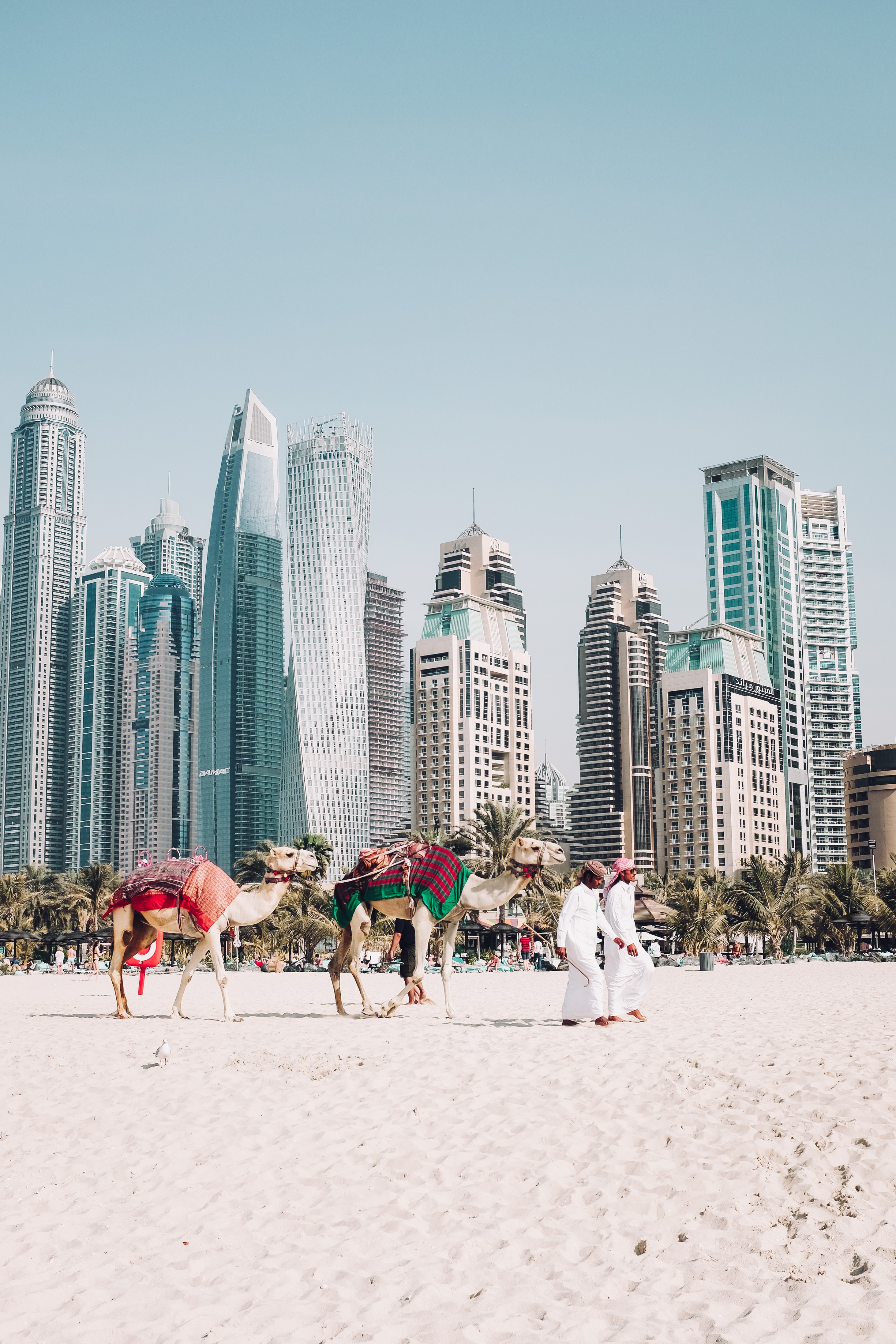 Emcash Offers Dubai Citizens Unsurpassed Convenience